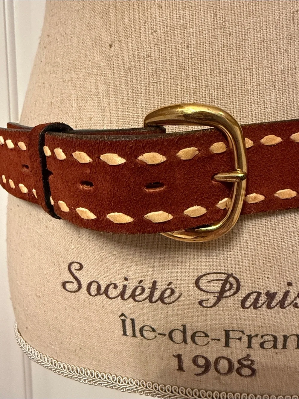 JUSTIN Women’s Brown Suede Belt with Brass Buckle Top Grain Cowhide size 35 USA